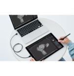 Écran tactile Android à stylet Wacom MovinkPad Pro 14 : Tablette Graphique avec écran 14" OLED (DTHA140L0B) – Image 10