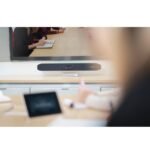POLY Barre de visioconférence tout-en-un Studio X50 avec kit de contrôleur TC8 (83Z47AA) – Image 5