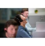 POLY Micro-casque Voyager 4245-M Office + câble USB-A vers micro USB (7S3Y5AA) – Image 4