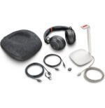 POLY Micro-casque Voyager Surround 85 UC USB-C + adaptateur USB-C/A + base de chargement (8G7T7AA) – Image 8
