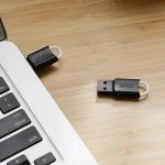 LEXAR CLE USB V40 16GB Lexar JumpDrive® V40 USB 2.0 Flash Drive 12 Mois – Image 2